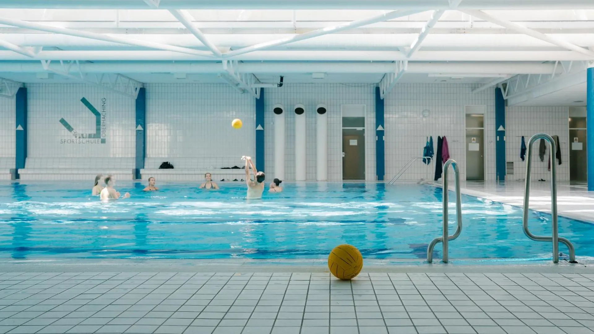Hotel Sportschule Oberhaching 0*,